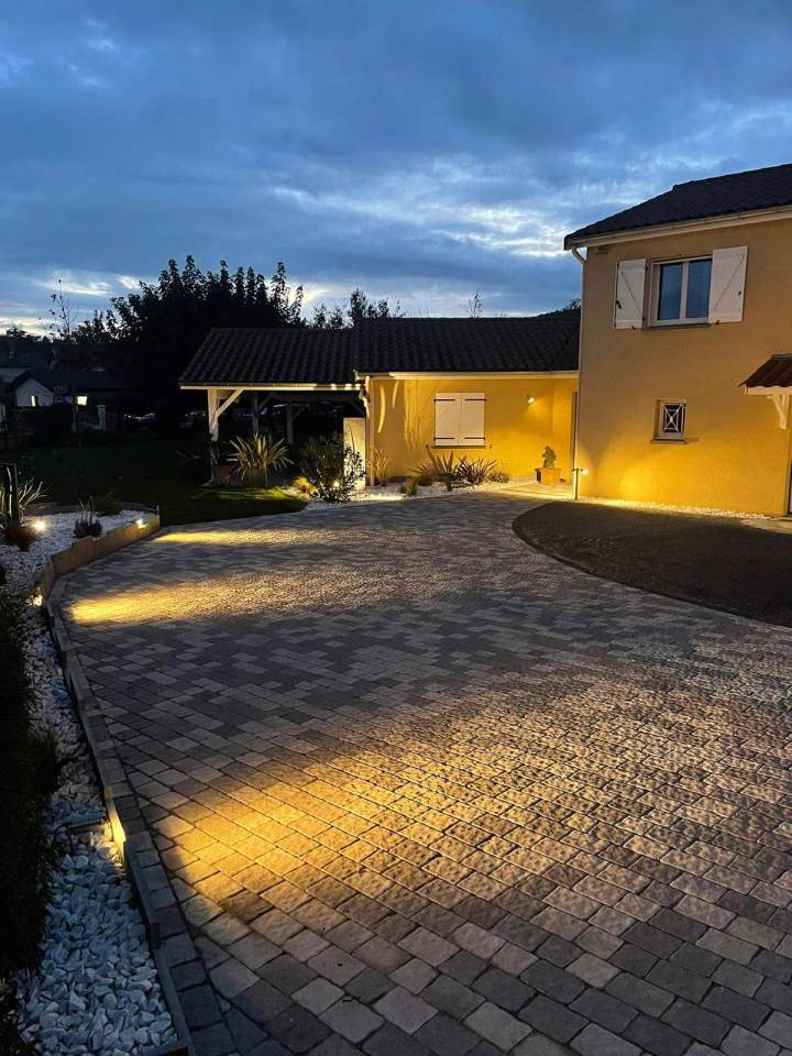 PHOTO 2022 11 19 08 15 37